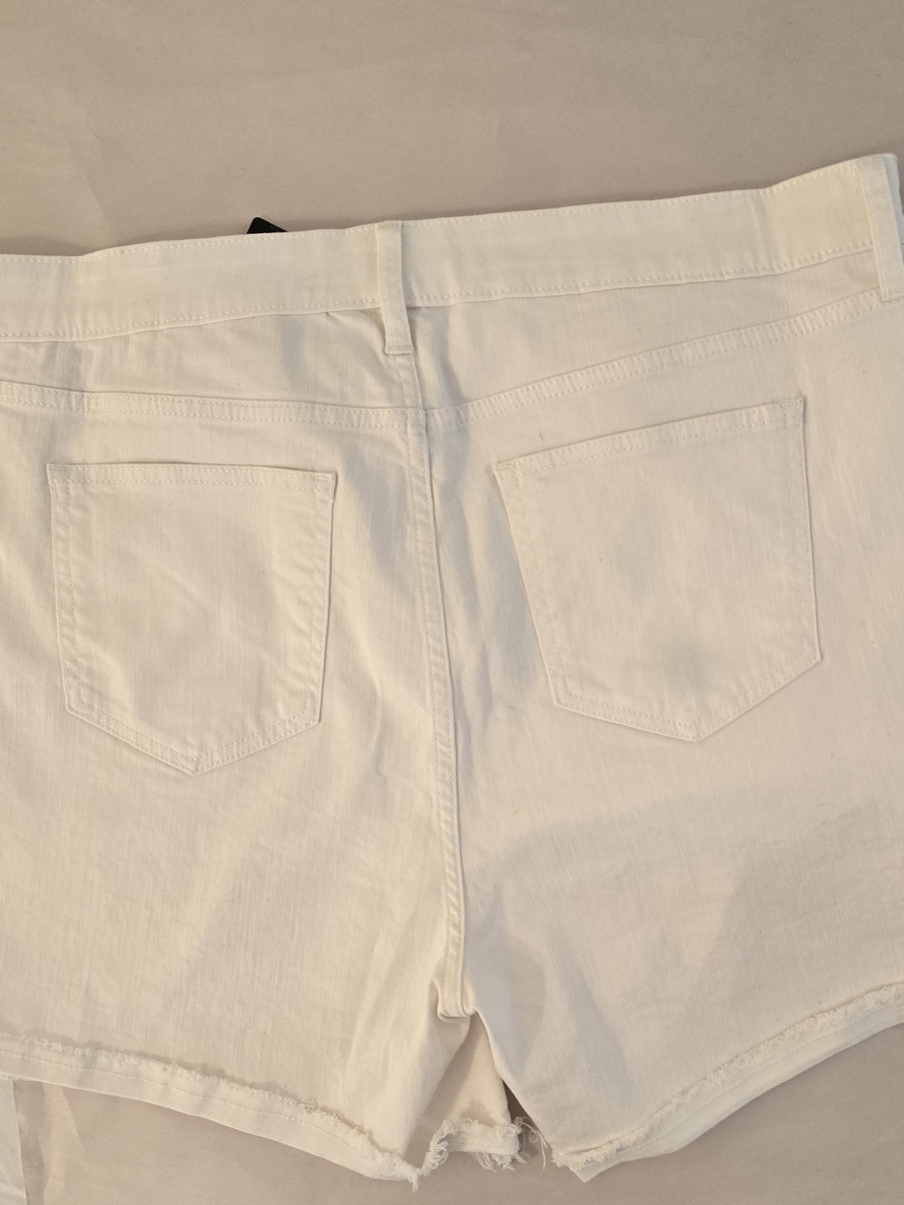 TORRID White Denim Cutoff Shorts High Rise Frayed Hem NWT Plus Size 16 - Picture 9 of 16